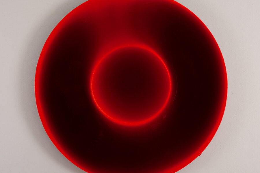 Bez názvu, 2014, lak, barviva, pigmenty na plátně, průměr 150 cm